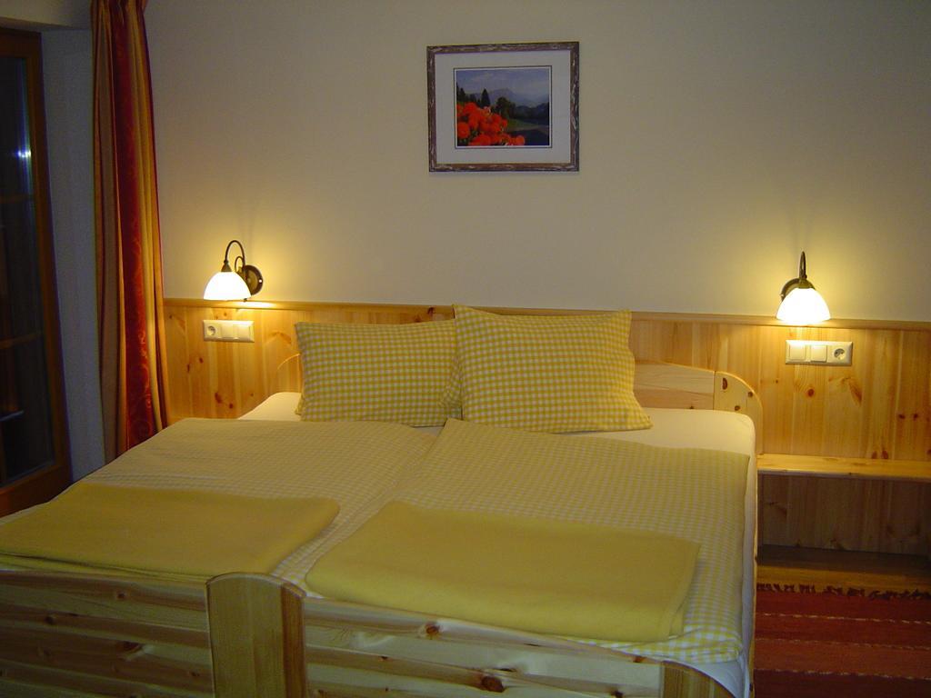 Kirchenbichlerhof Villa Pruggern Room photo